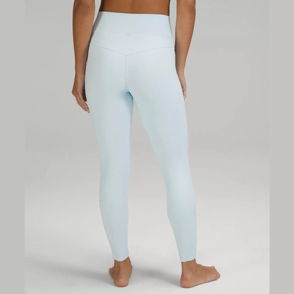 NEW lululemon Size 6 Women's Align High-Rise Pant 25" - Powder Blue - Picture 3 of 4